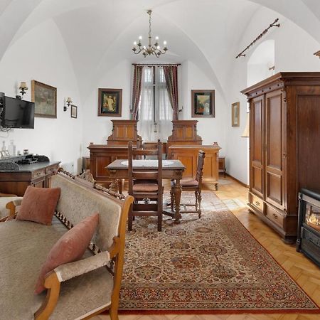 Gothic House Apartments Kremnica Bagian luar foto