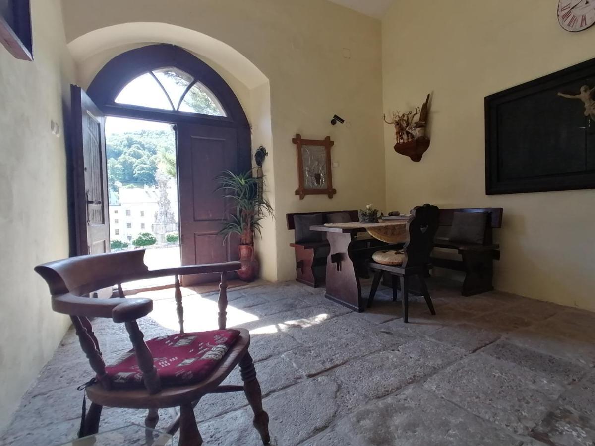 Gothic House Apartments Kremnica Bagian luar foto