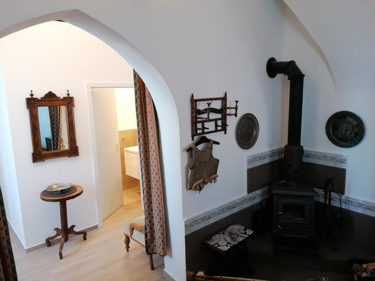Gothic House Apartments Kremnica Bagian luar foto