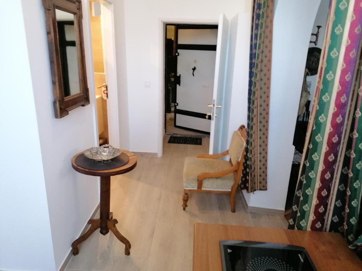 Gothic House Apartments Kremnica Bagian luar foto