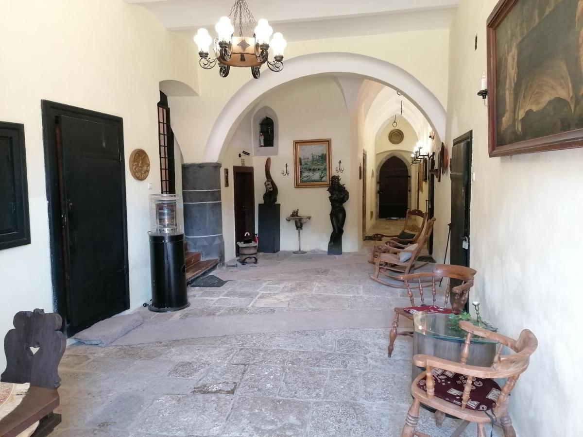 Gothic House Apartments Kremnica Bagian luar foto
