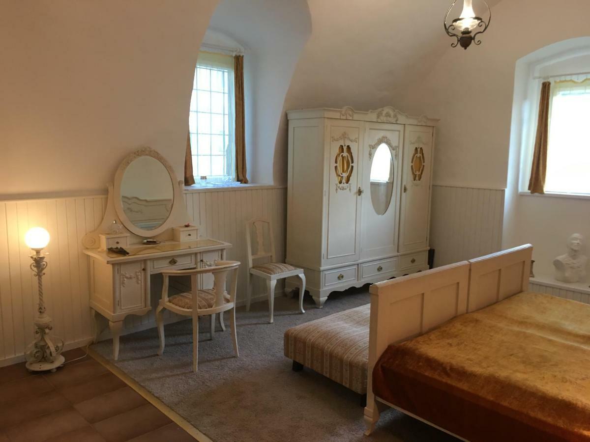 Gothic House Apartments Kremnica Bagian luar foto