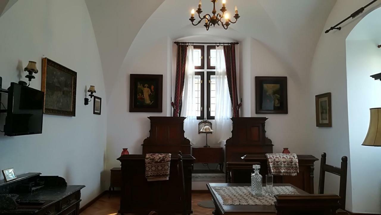 Gothic House Apartments Kremnica Bagian luar foto